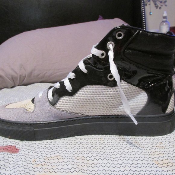 Balenciaga Hi-Top Men’s Sneakers Size 8.5 (U.S.) Size 41 (E.U.) - Picture 3 of 10